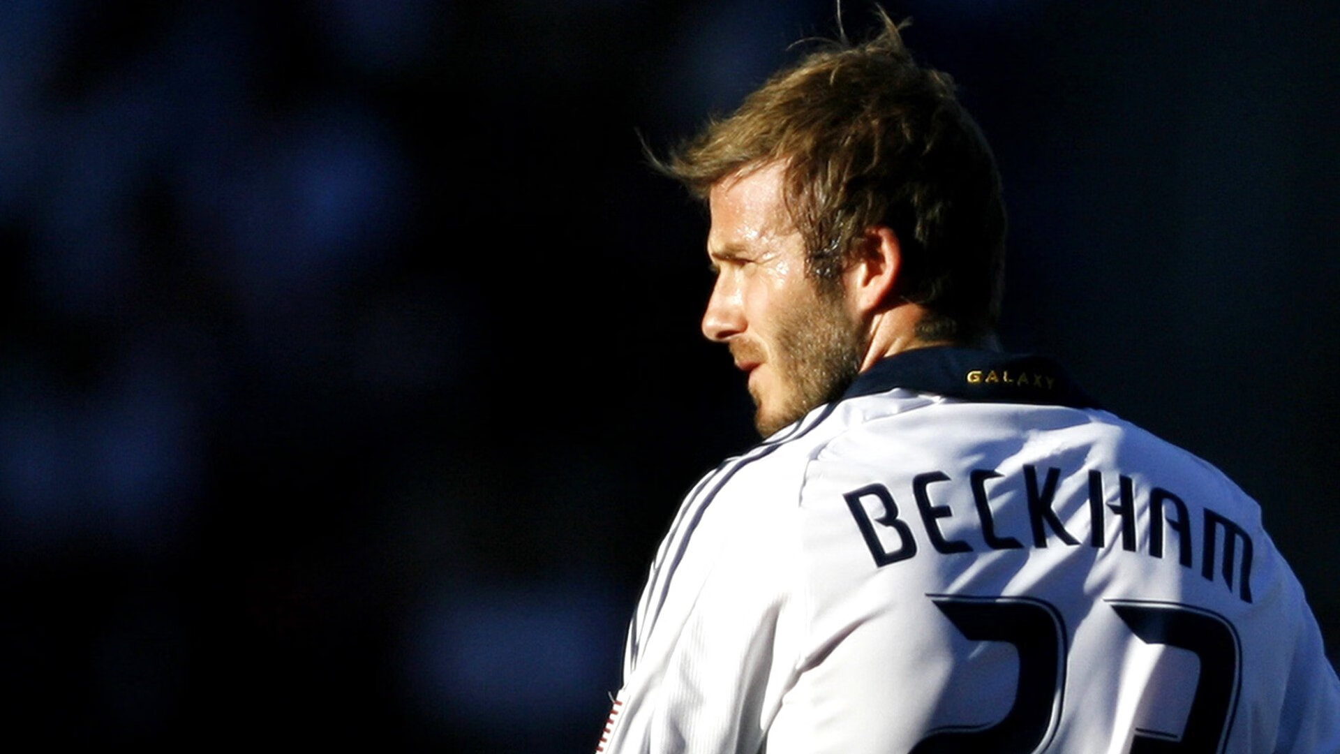 《CS_GO激烈角逐，现场气氛火热沸腾》，csgo激战