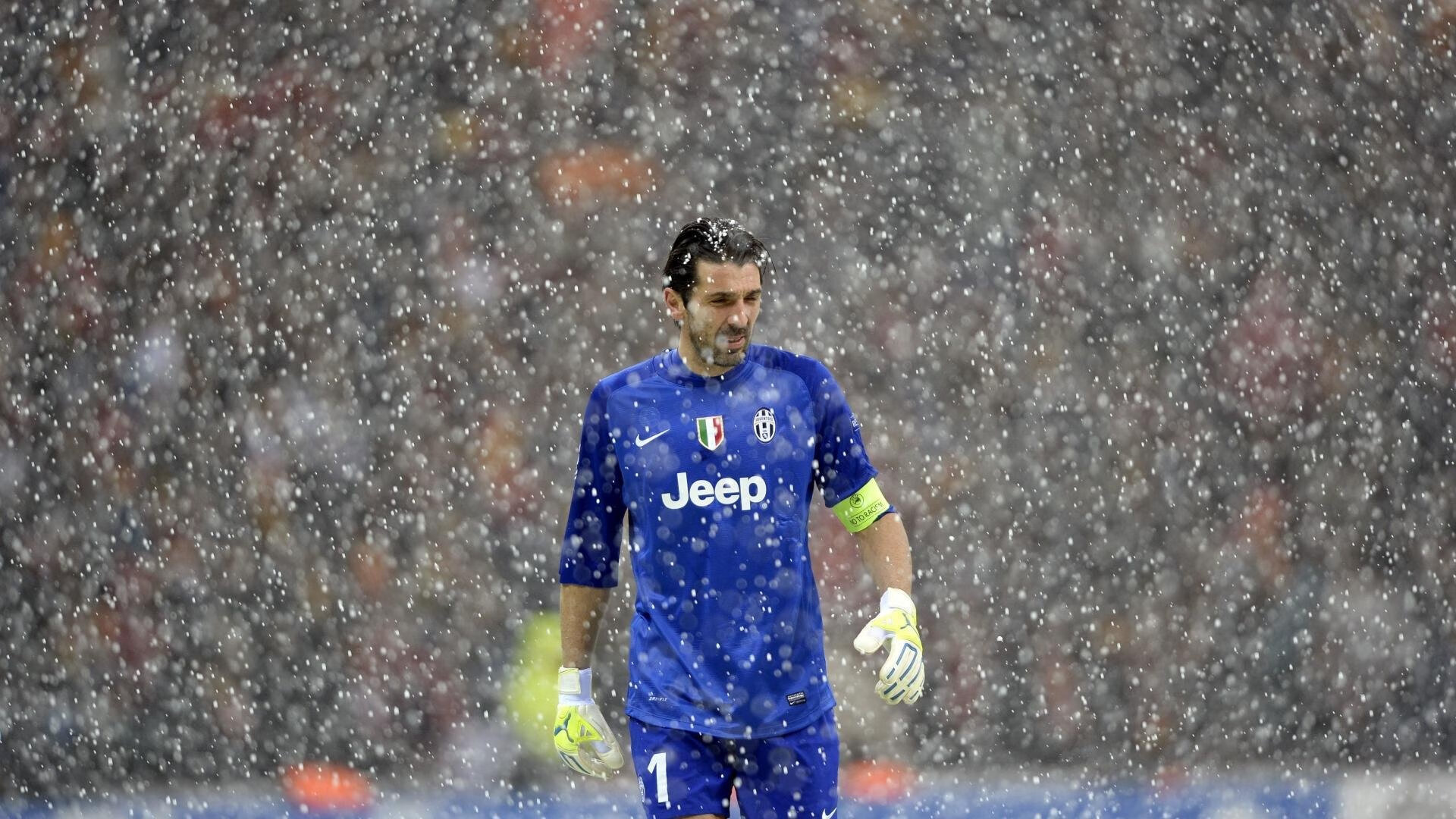 水球反击战术韩国迅速展开，水球犯规视频